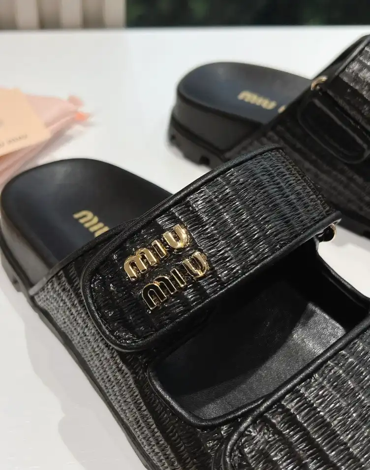 hype Miu Miu Sandals