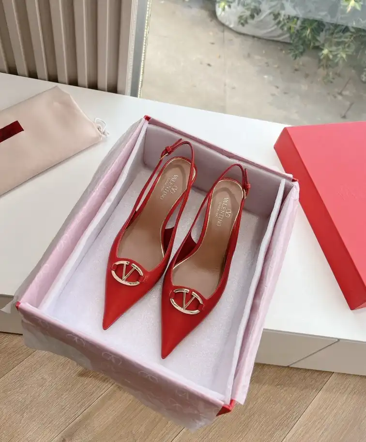 hype Valentino High Heels