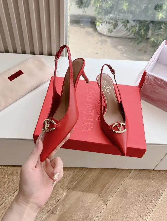 hype Valentino High Heels