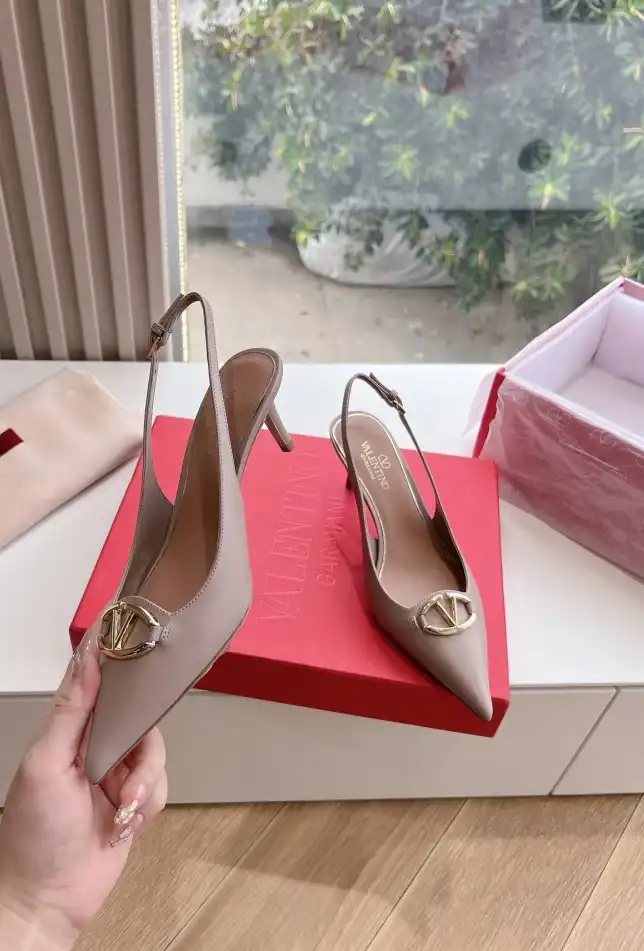 hype Valentino High Heels