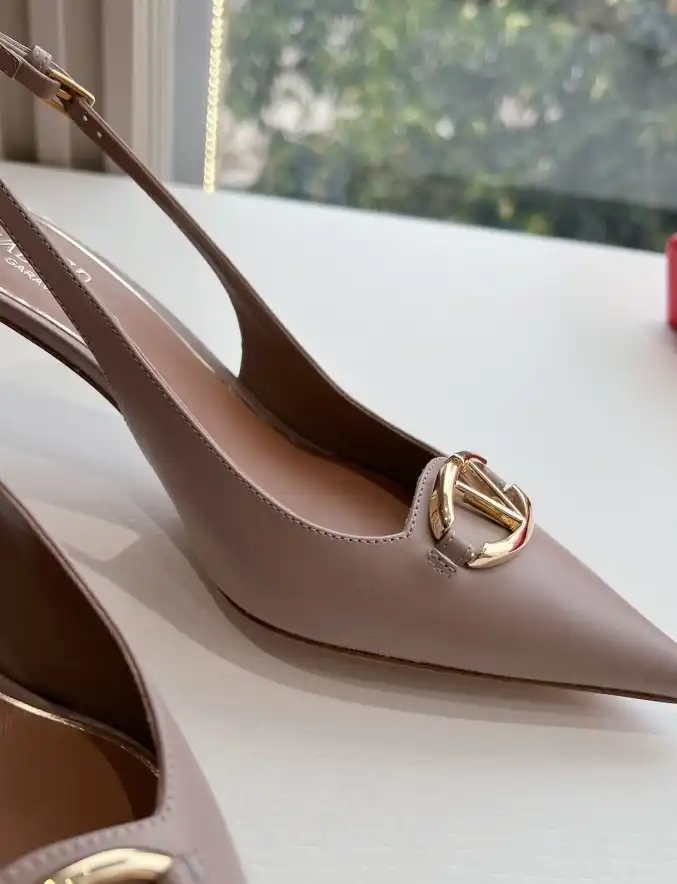 hype Valentino High Heels