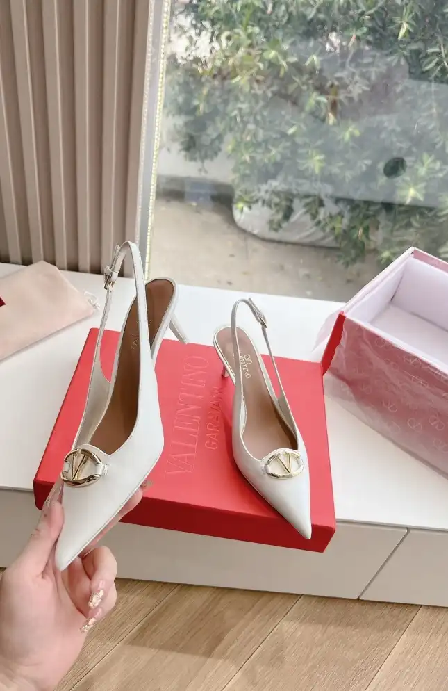 hype Valentino High Heels