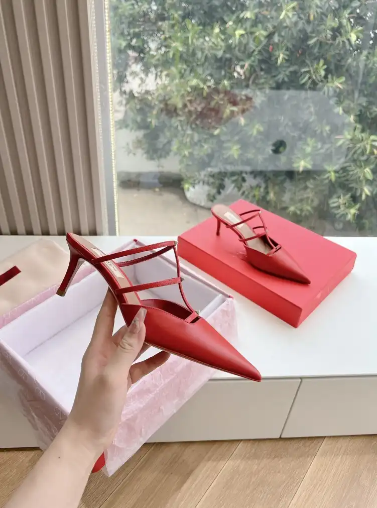 hype Valentino High Heels