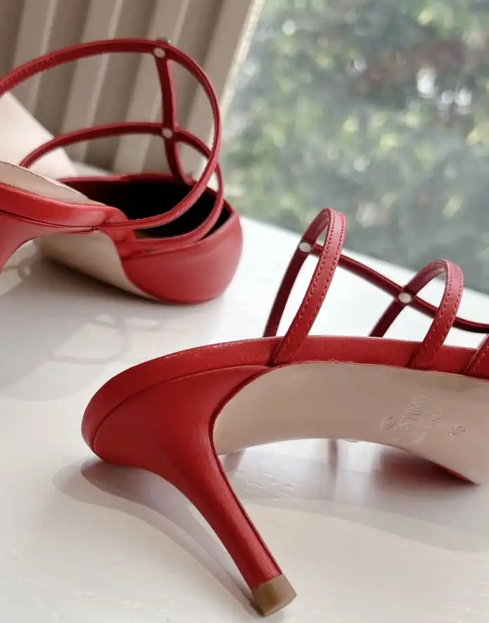 hype Valentino High Heels