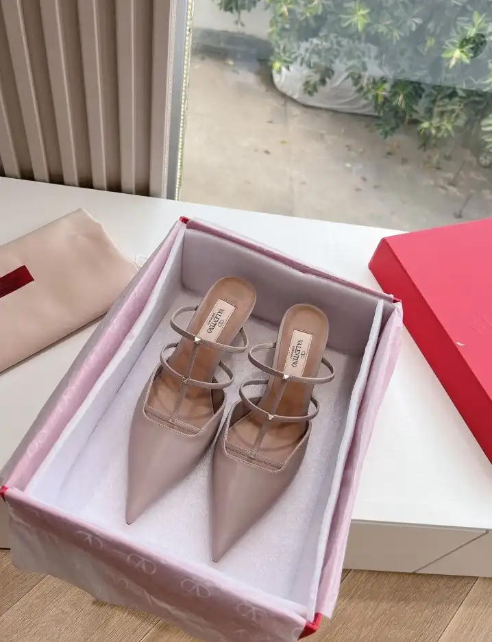 hype Valentino High Heels