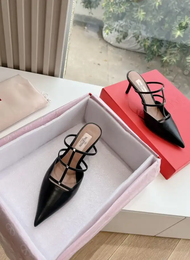 hype Valentino High Heels