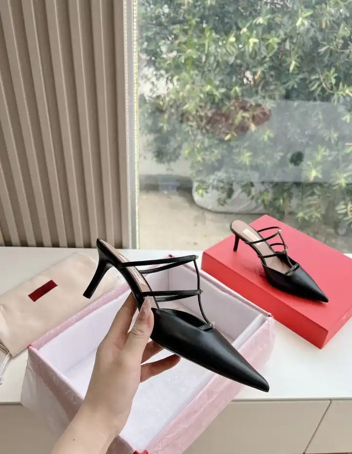 hype Valentino High Heels