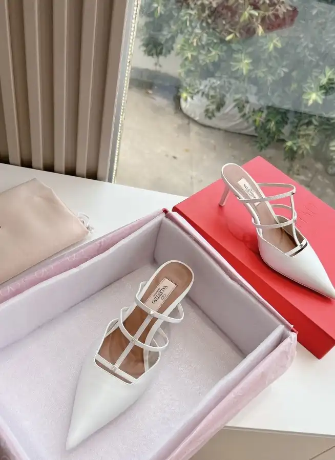 hype Valentino High Heels