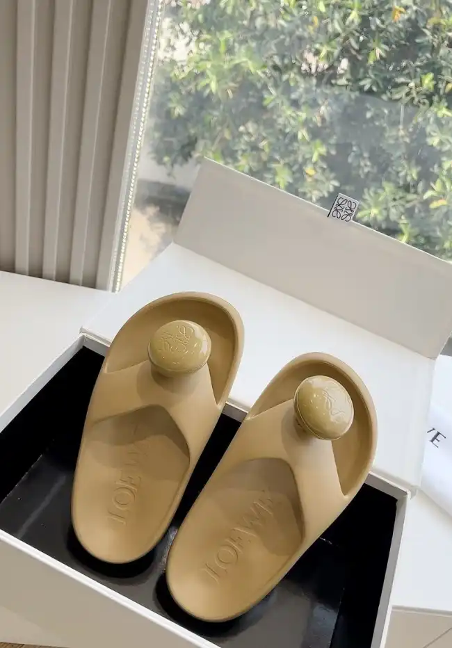 hype Loewe Slippers