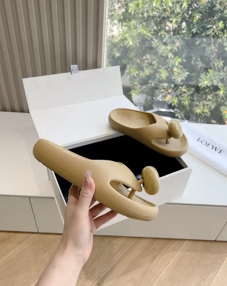 hype Loewe Slippers