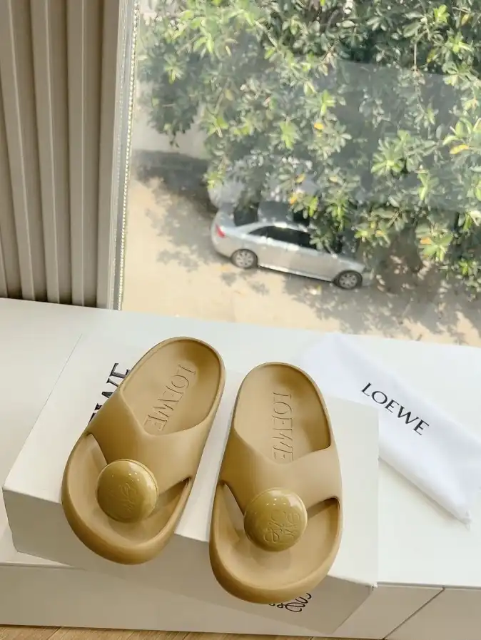 hype Loewe Slippers