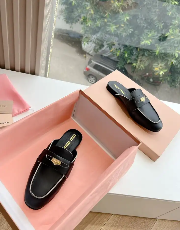 hype Miu Miu Slippers