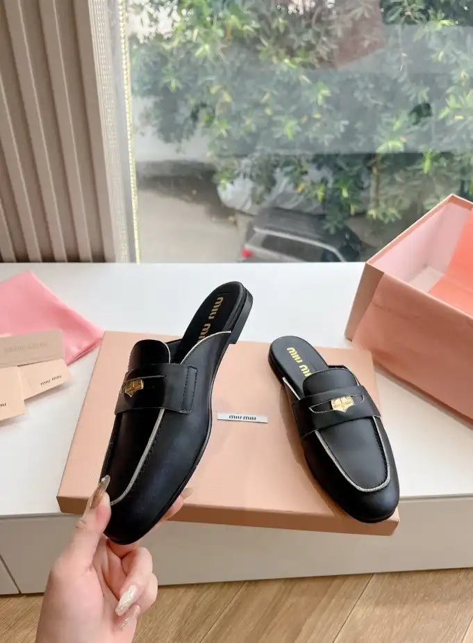 hype Miu Miu Slippers