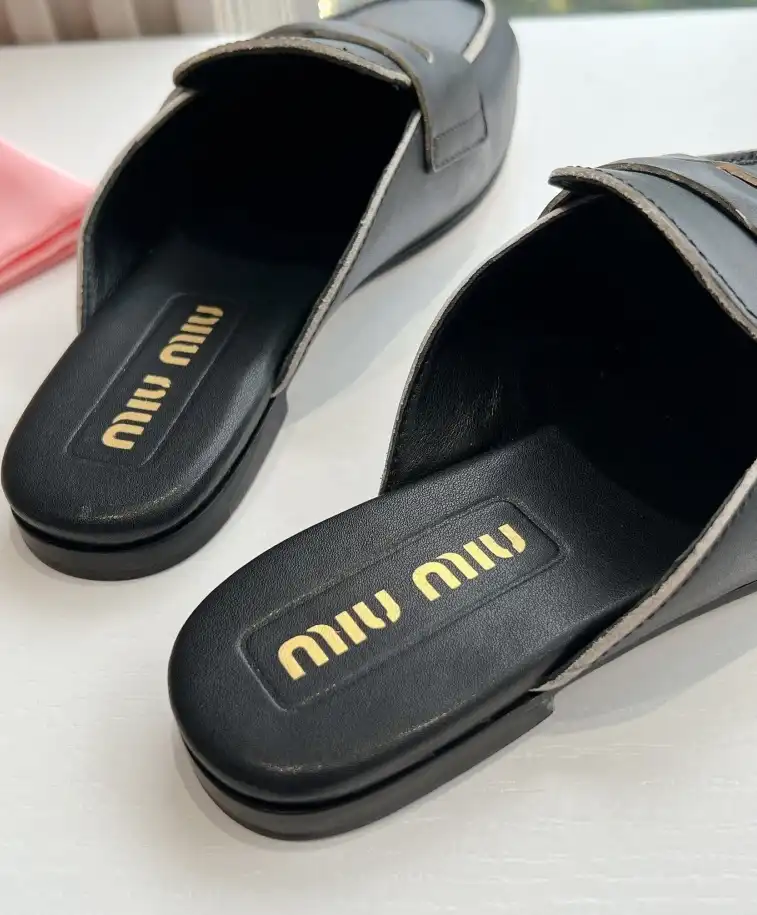 hype Miu Miu Slippers