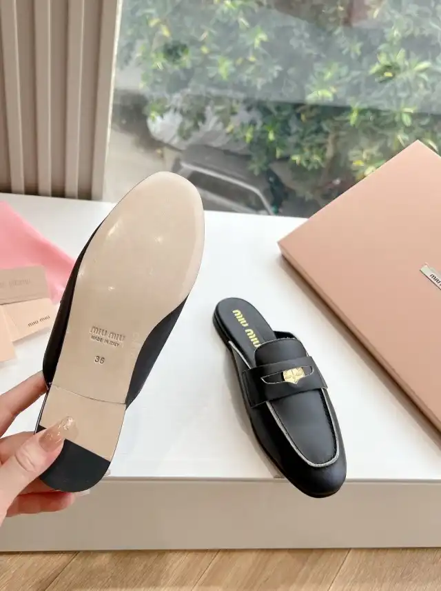 hype Miu Miu Slippers