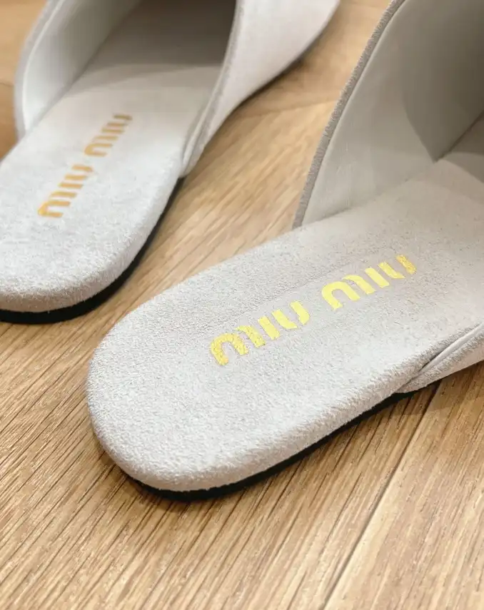 hype Miu Miu Slippers