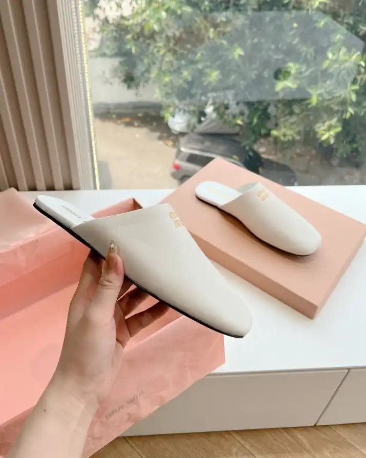 hype Miu Miu Slippers