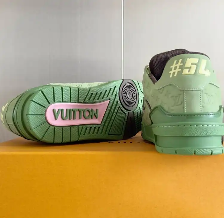 hype Louis Vuitton Sneakers