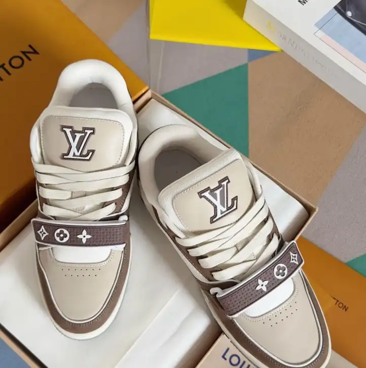 hype Louis Vuitton Sneakers