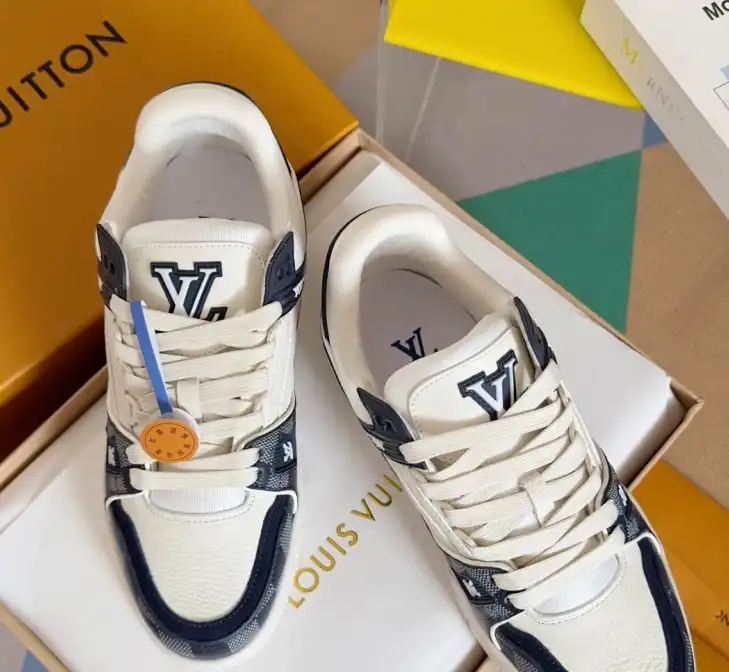 hype Louis Vuitton Sneakers