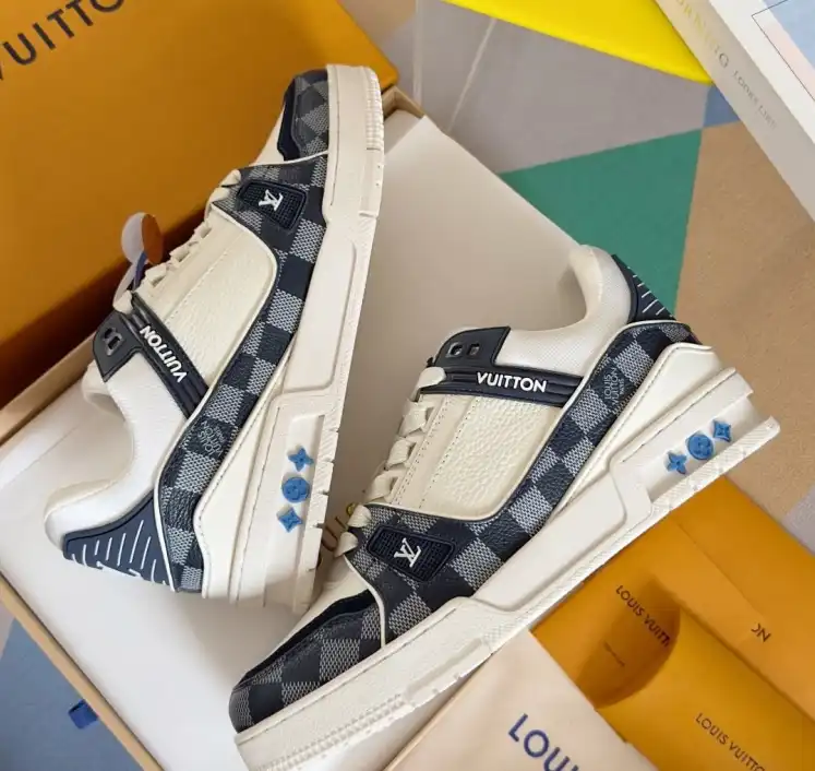 hype Louis Vuitton Sneakers