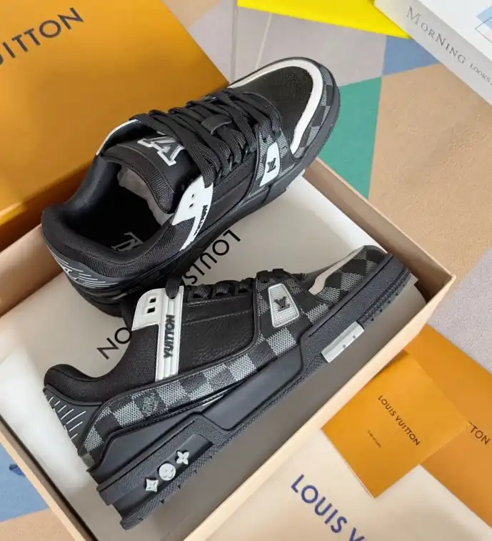 hype Louis Vuitton Sneakers