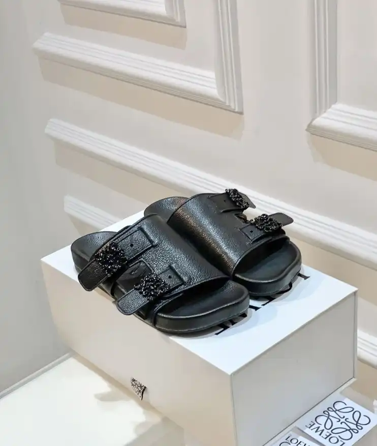 hype Loewe Slippers