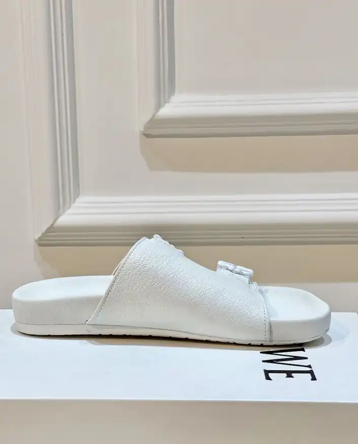 hype Loewe Slippers