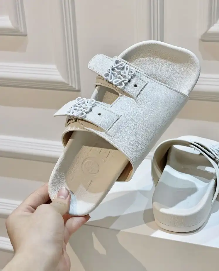 hype Loewe Slippers