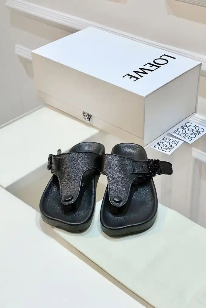 hype Loewe Slippers