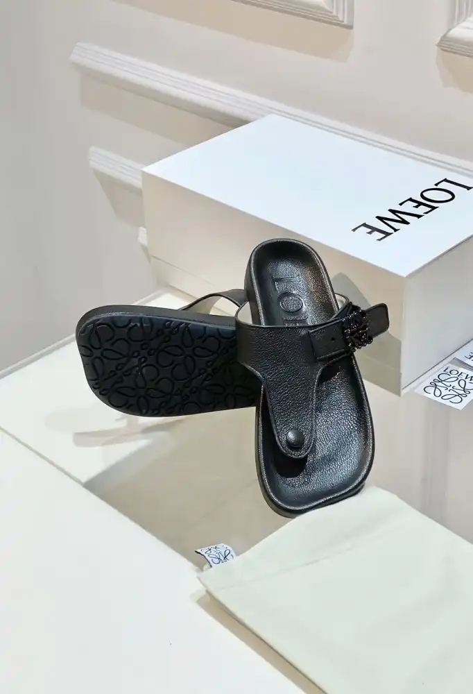 hype Loewe Slippers