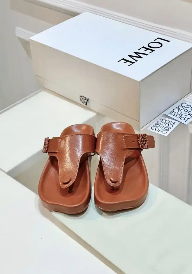 hype Loewe Slippers