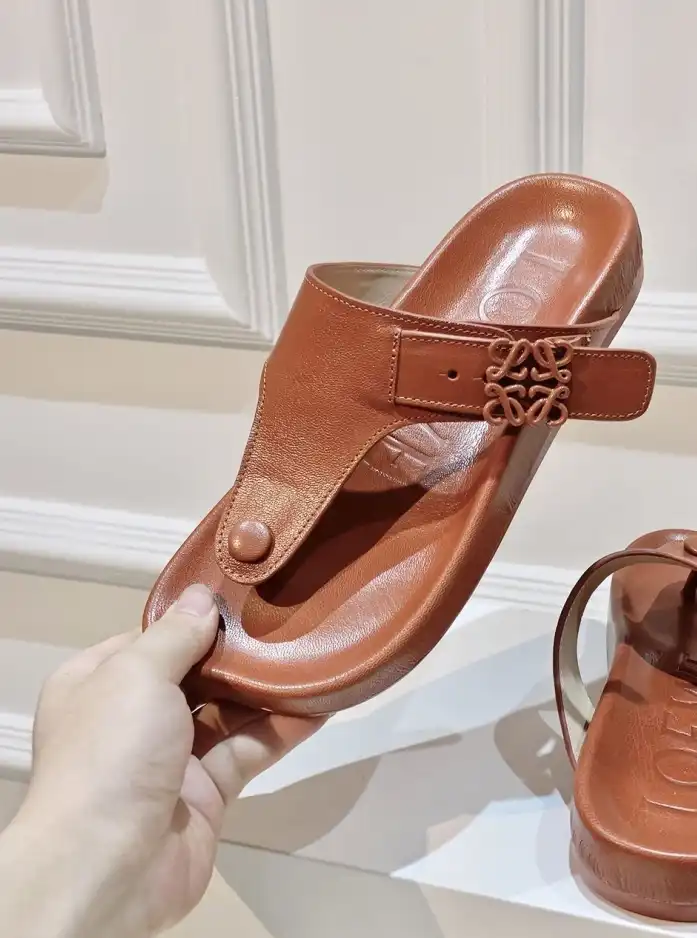 hype Loewe Slippers