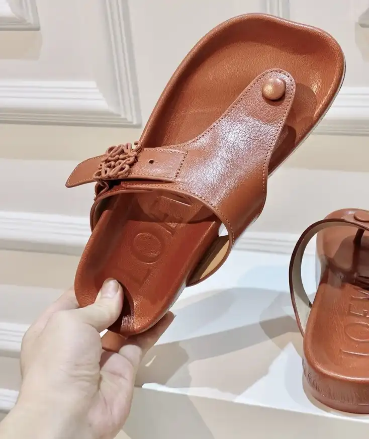 hype Loewe Slippers