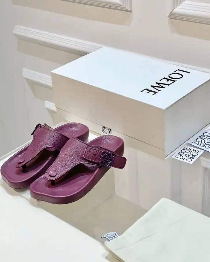 hype Loewe Slippers