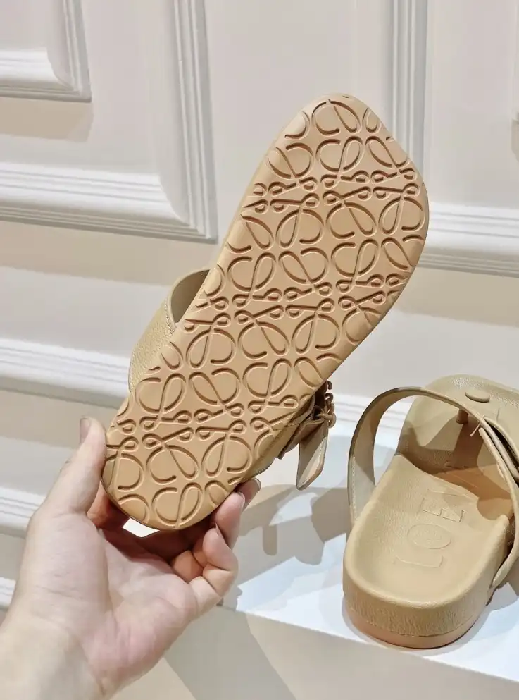 hype Loewe Slippers