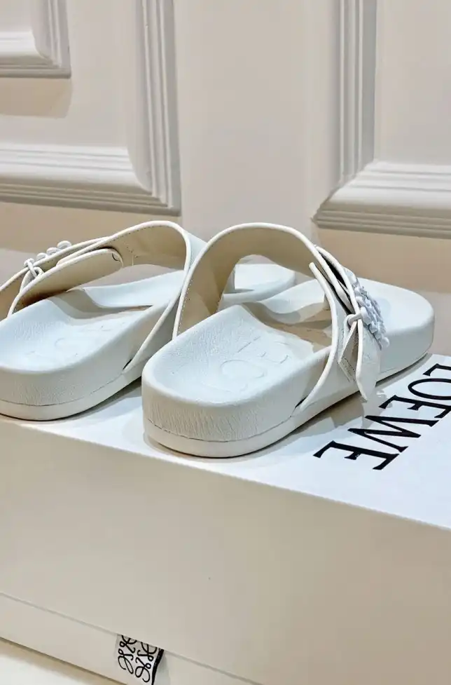 hype Loewe Slippers