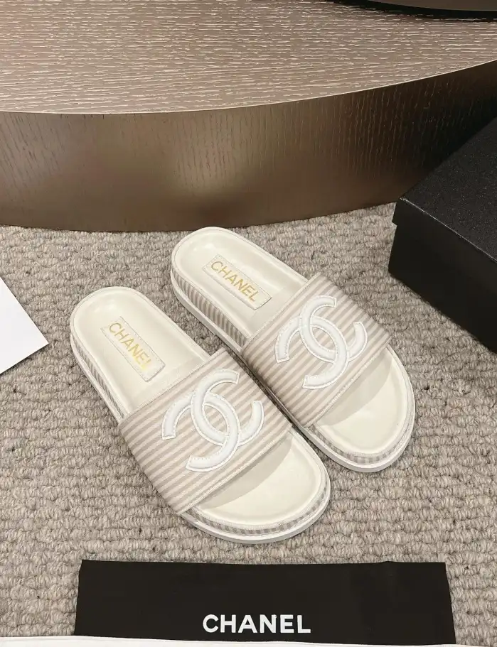 hype Chanel Slippers