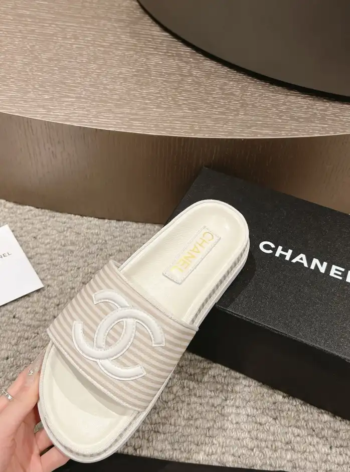 hype Chanel Slippers