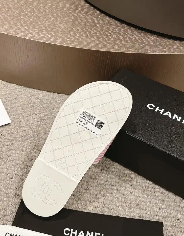 hype Chanel Slippers