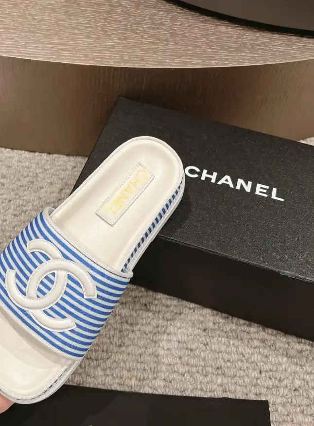 hype Chanel Slippers