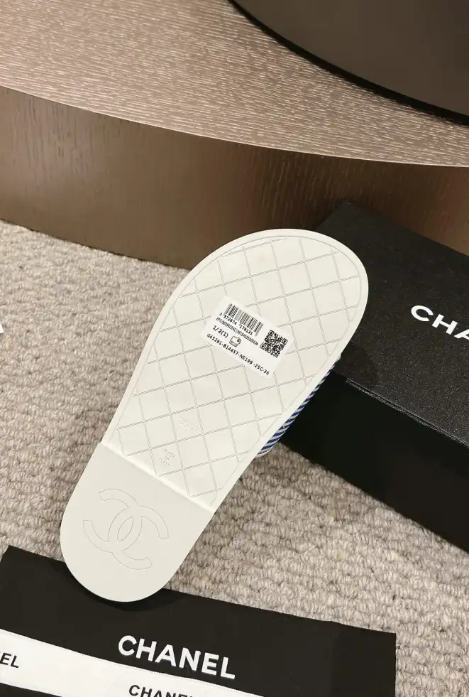 hype Chanel Slippers