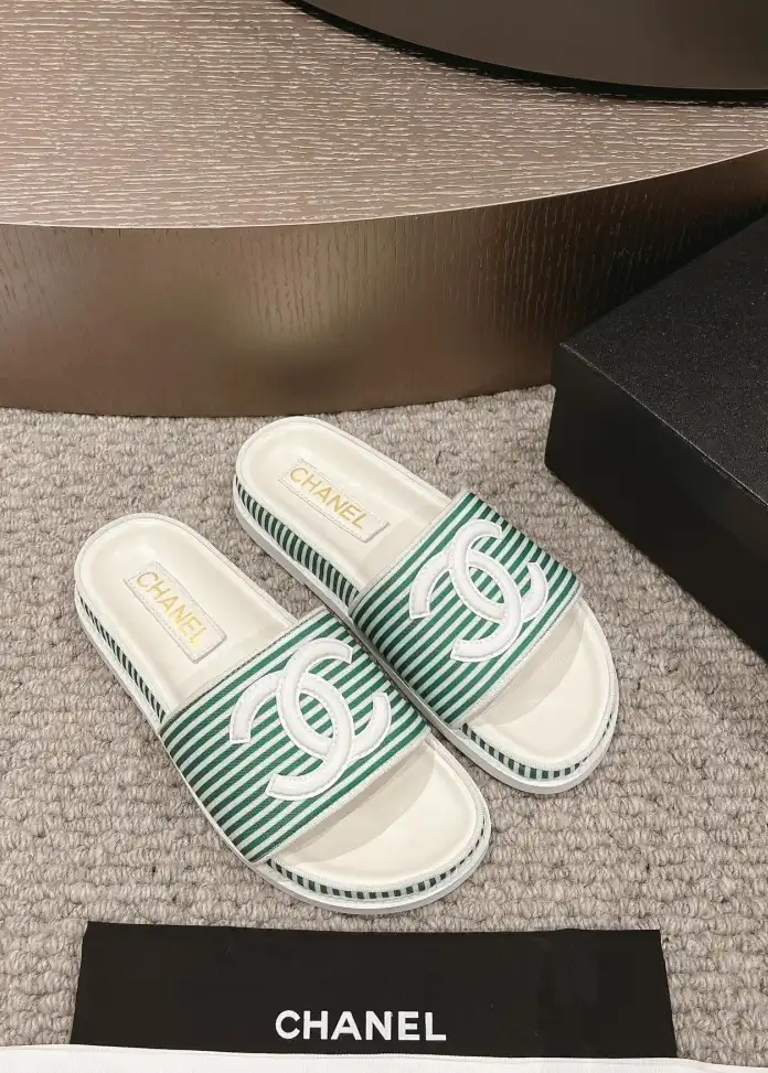 hype Chanel Slippers