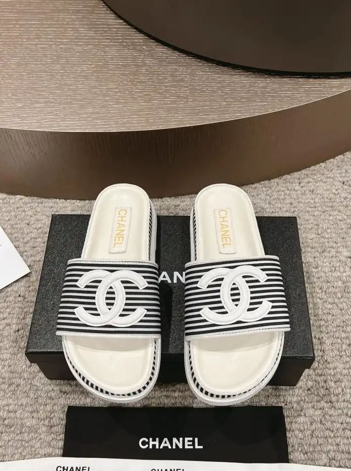 hype Chanel Slippers