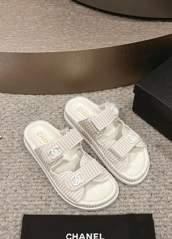 hype Chanel Slippers