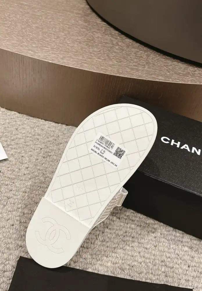 hype Chanel Slippers