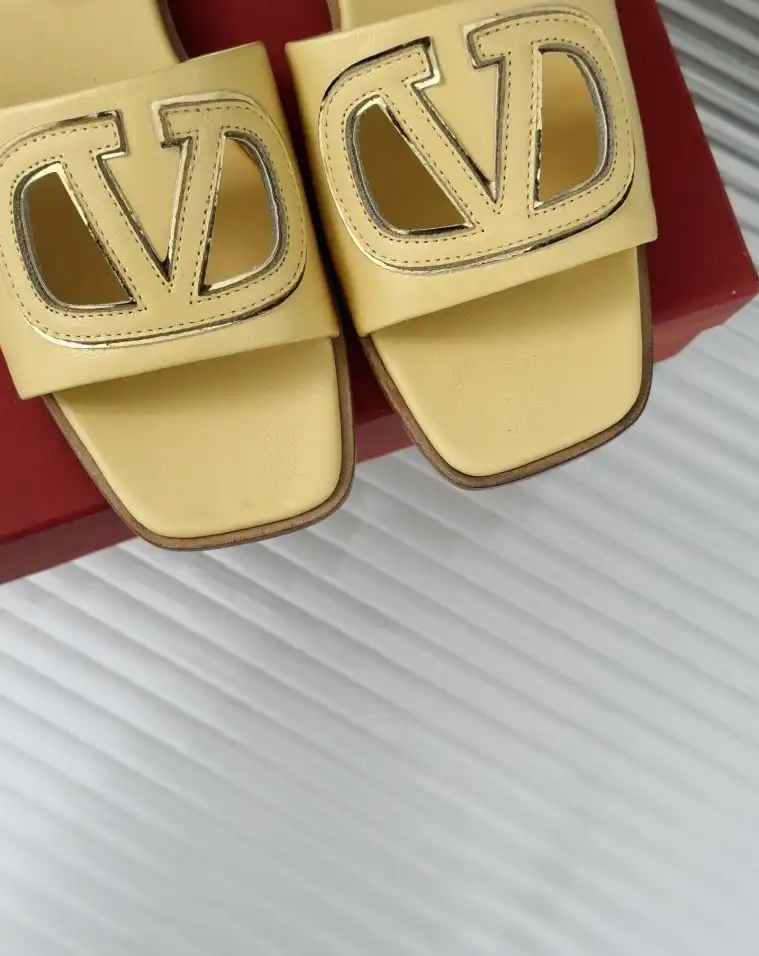 hype Valentino Slippers