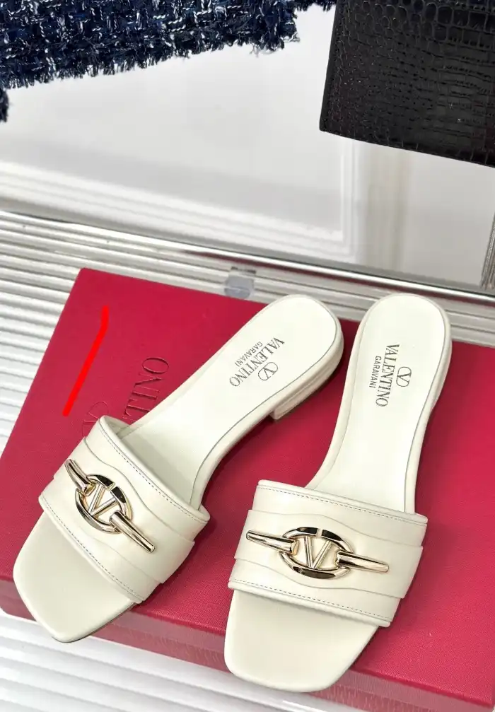 hype Valentino Slippers