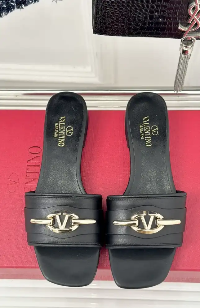 hype Valentino Slippers