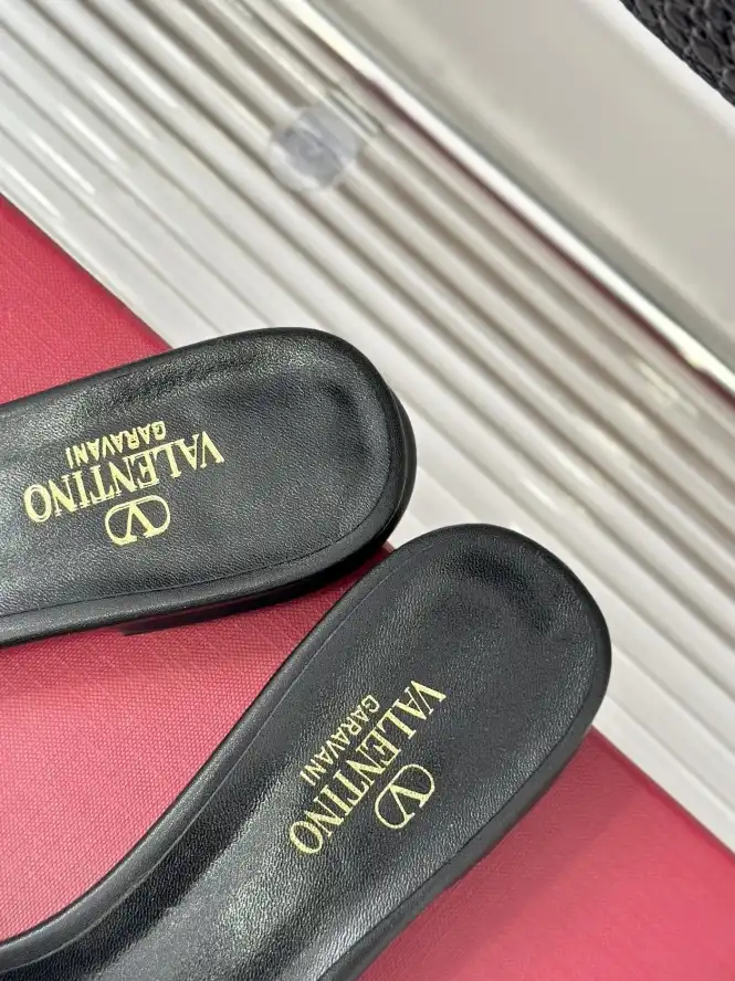 hype Valentino Slippers